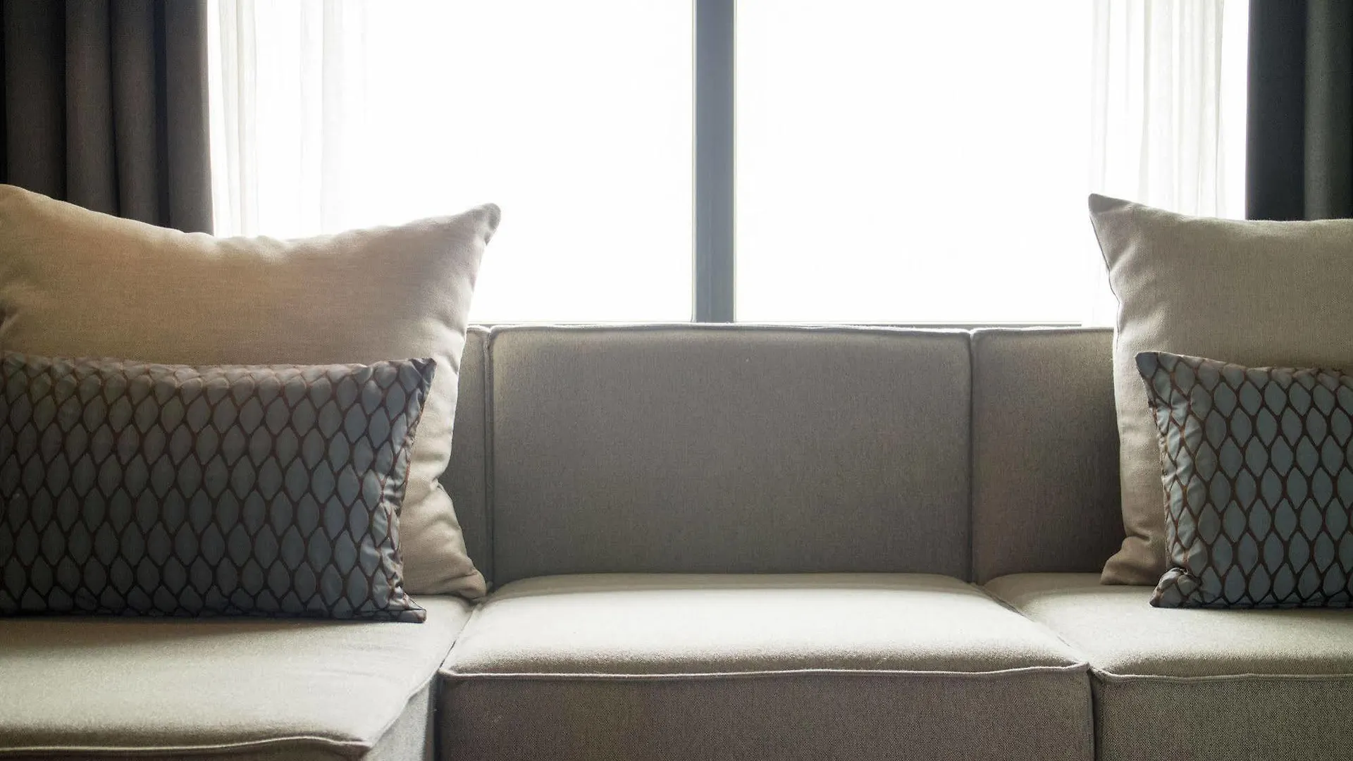 Hotel Element Amsterdam 4*,